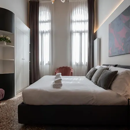 アパート Palazzo Raspi - Private Gym And Canal View ヴェネツィア