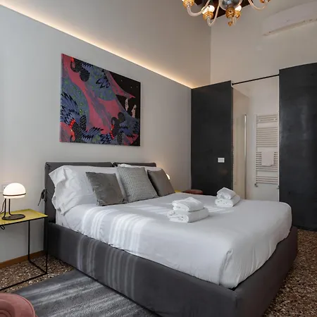 Palazzo Raspi - Private Gym And Canal View