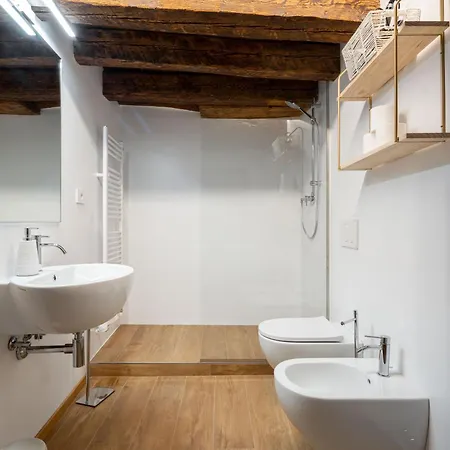 Apartment Palazzo Raspi - Private Gym And Canal View *