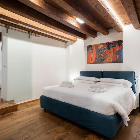 Palazzo Raspi - Private Gym And Canal View Venice