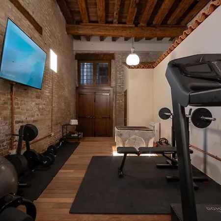 Palazzo Raspi - Private Gym And Canal View Venice